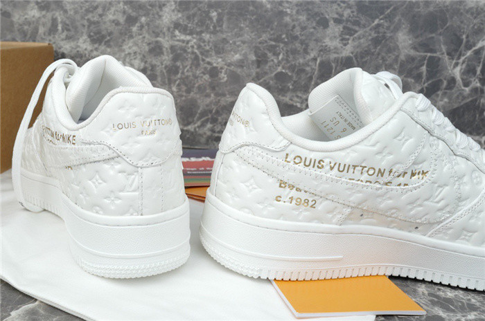 lovt sneaker