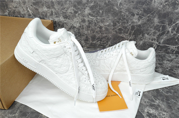 lovt sneaker