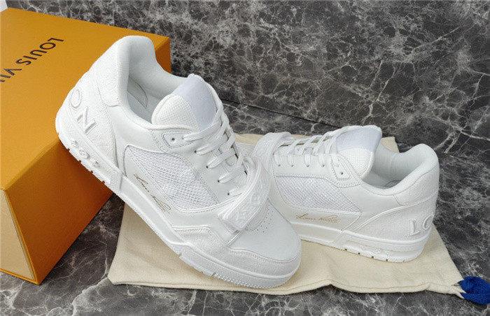 lovt sneaker