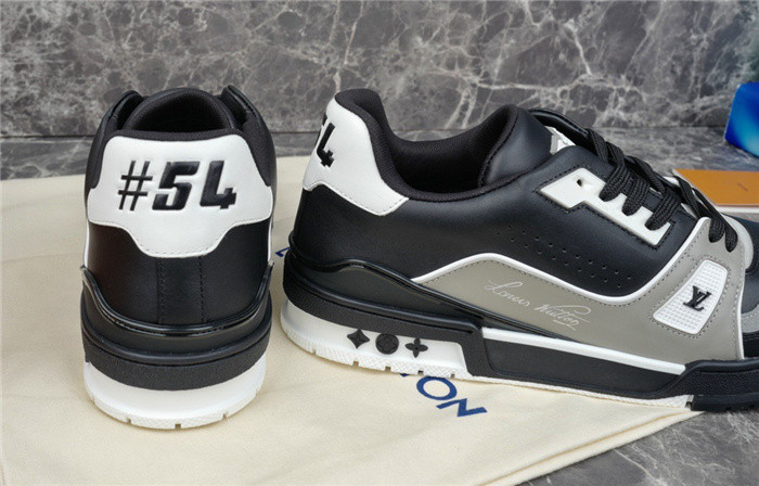 lovt sneaker