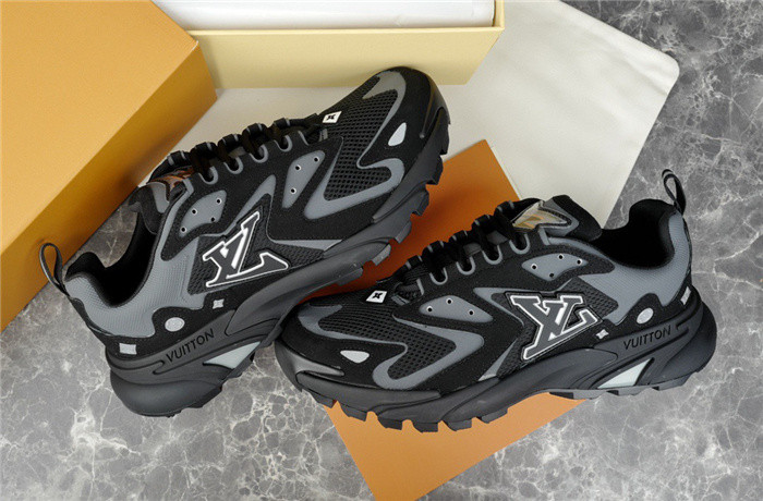 lovt sneaker