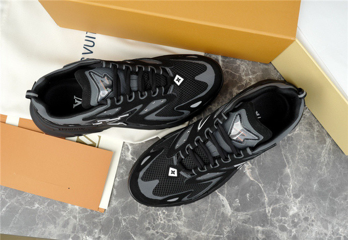 lovt sneaker