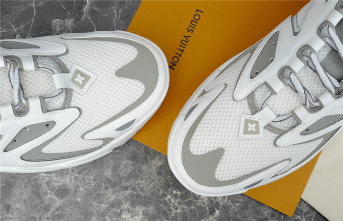 lovt sneaker