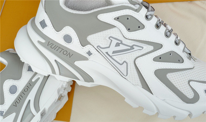 lovt sneaker