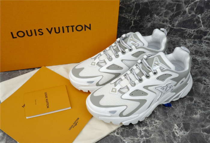 lovt sneaker