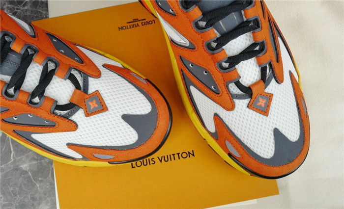lovt sneaker