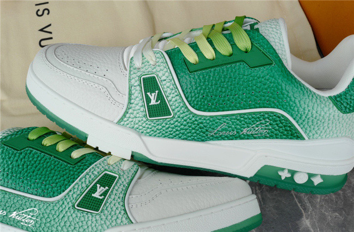 lovt sneaker