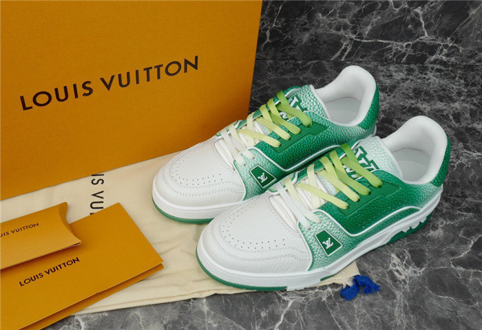lovt sneaker