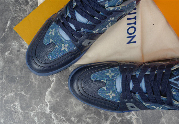 lovt sneaker