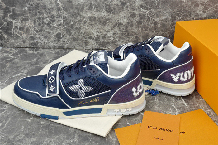 lovt sneaker