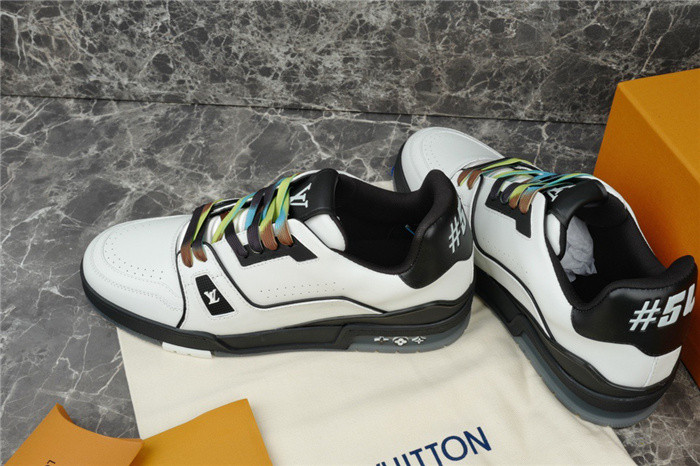 lovt sneaker