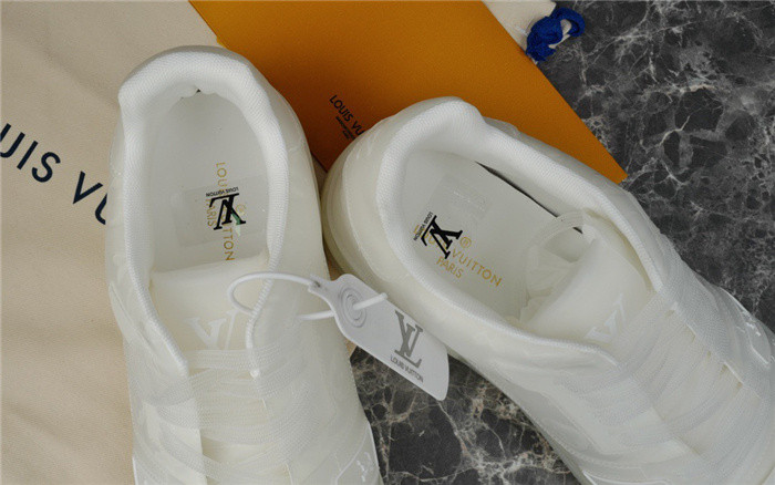 lovt sneaker