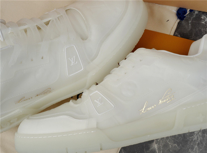 lovt sneaker