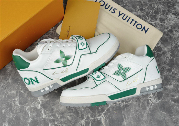 lovt sneaker