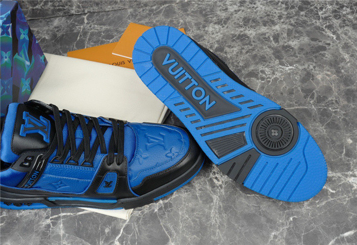 lovt sneaker
