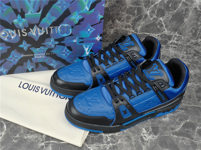 lovt sneaker