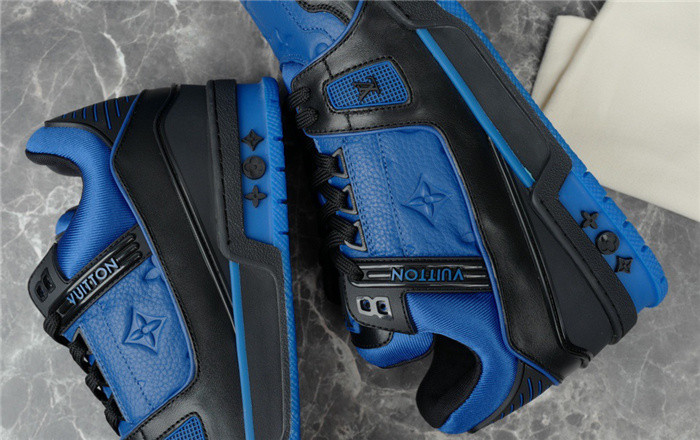lovt sneaker