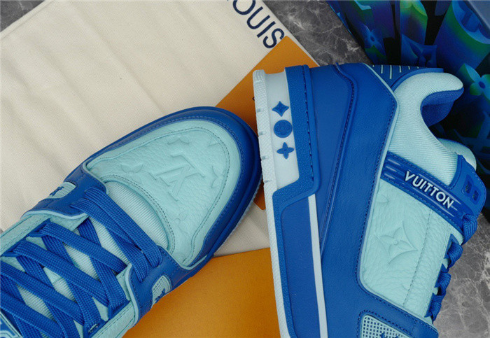 lovt sneaker