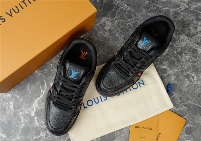 lovt sneaker