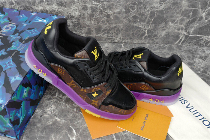 lovt sneaker