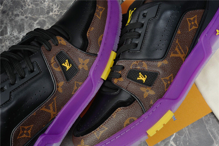 lovt sneaker
