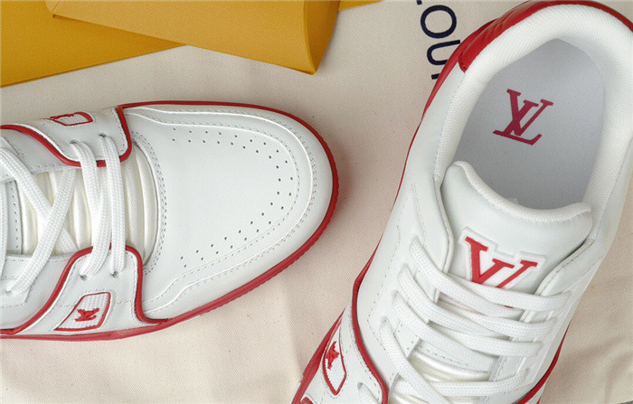 lovt sneaker