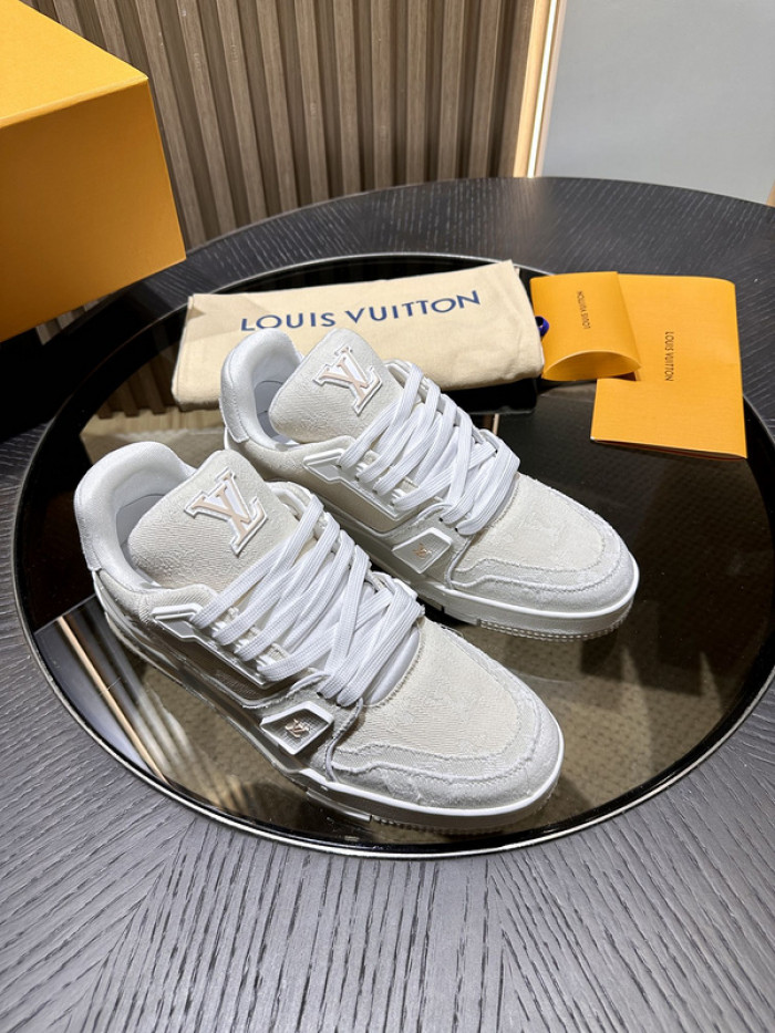 lovt sneaker