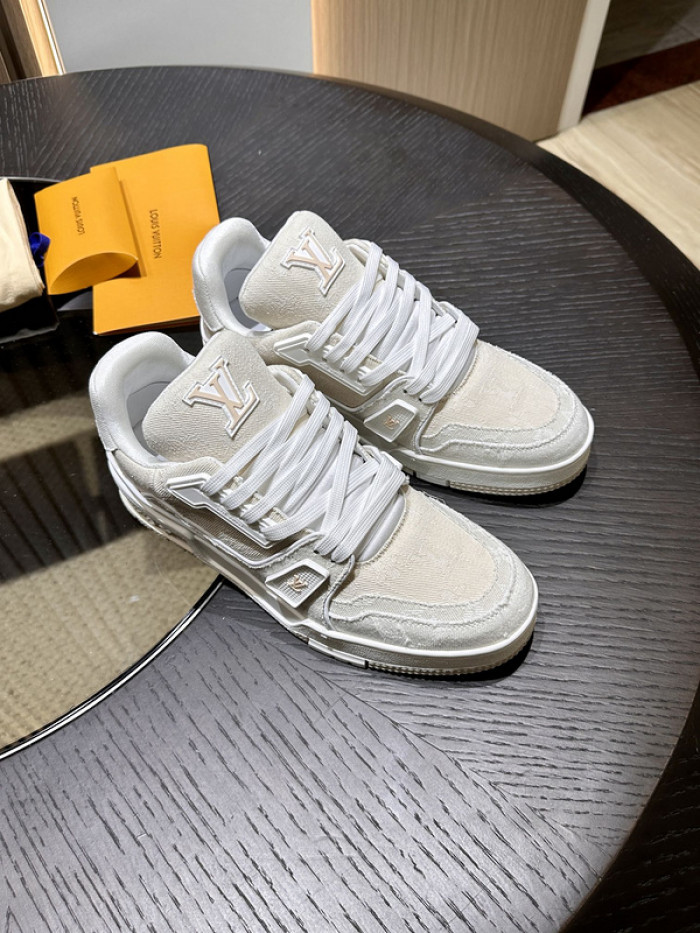 lovt sneaker
