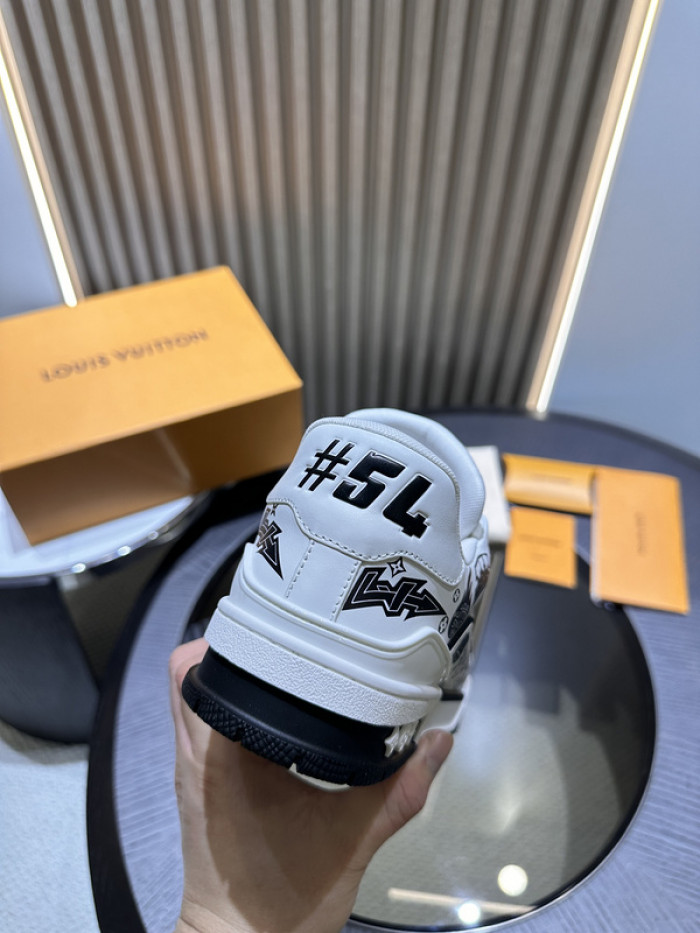 lovt sneaker