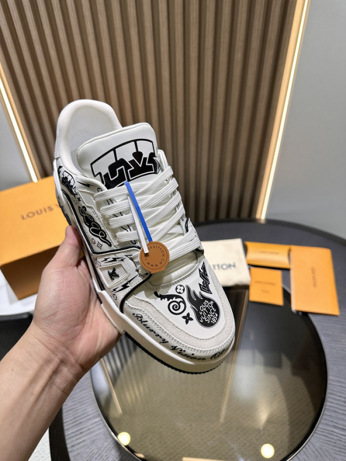 lovt sneaker