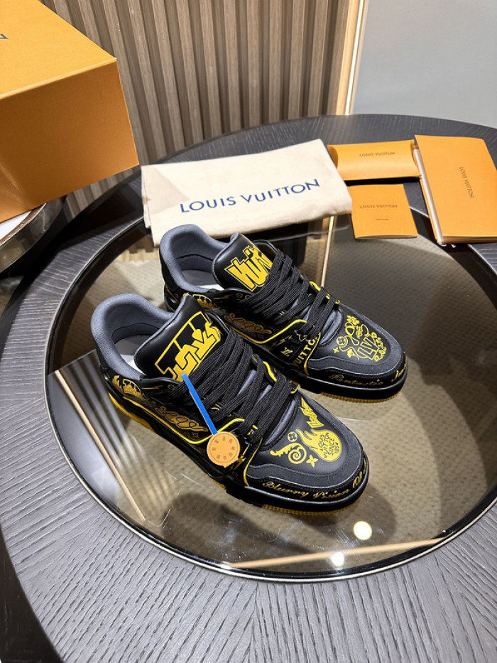 lovt sneaker