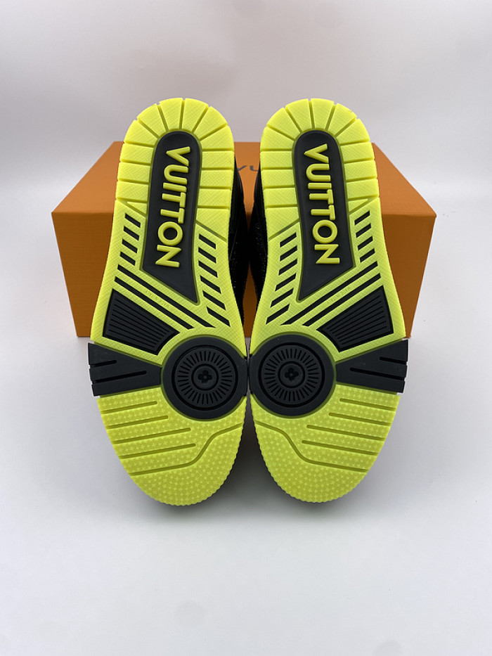 lovt sneaker