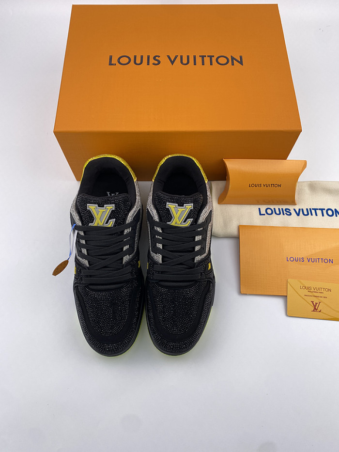 lovt sneaker