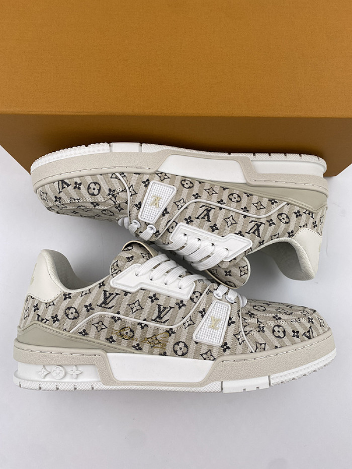 lovt sneaker