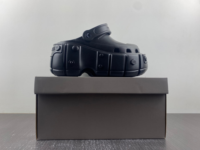 bl track trainers black sandal 24022101