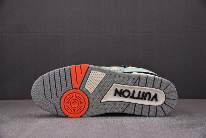 lovt sneaker