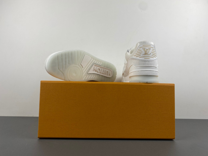 lovt sneaker