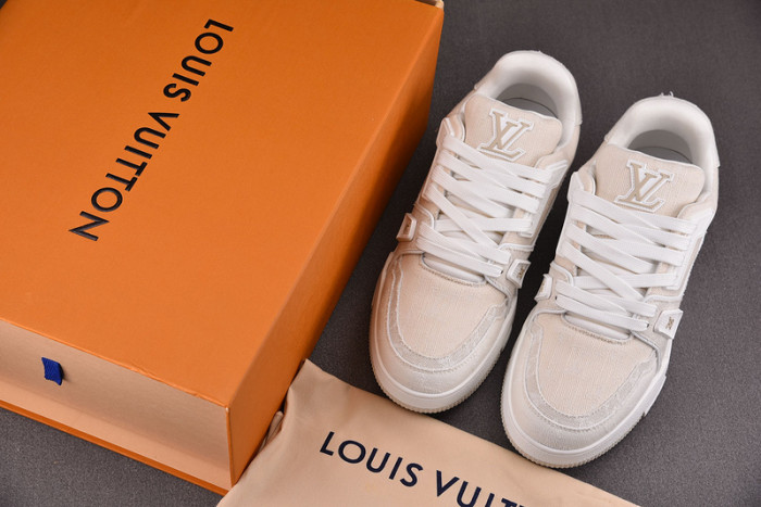 lovt sneaker