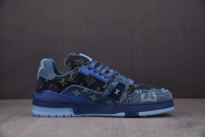 lovt sneaker