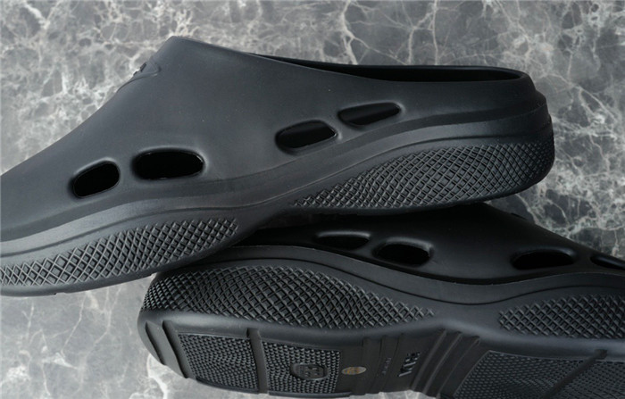 prad slippers