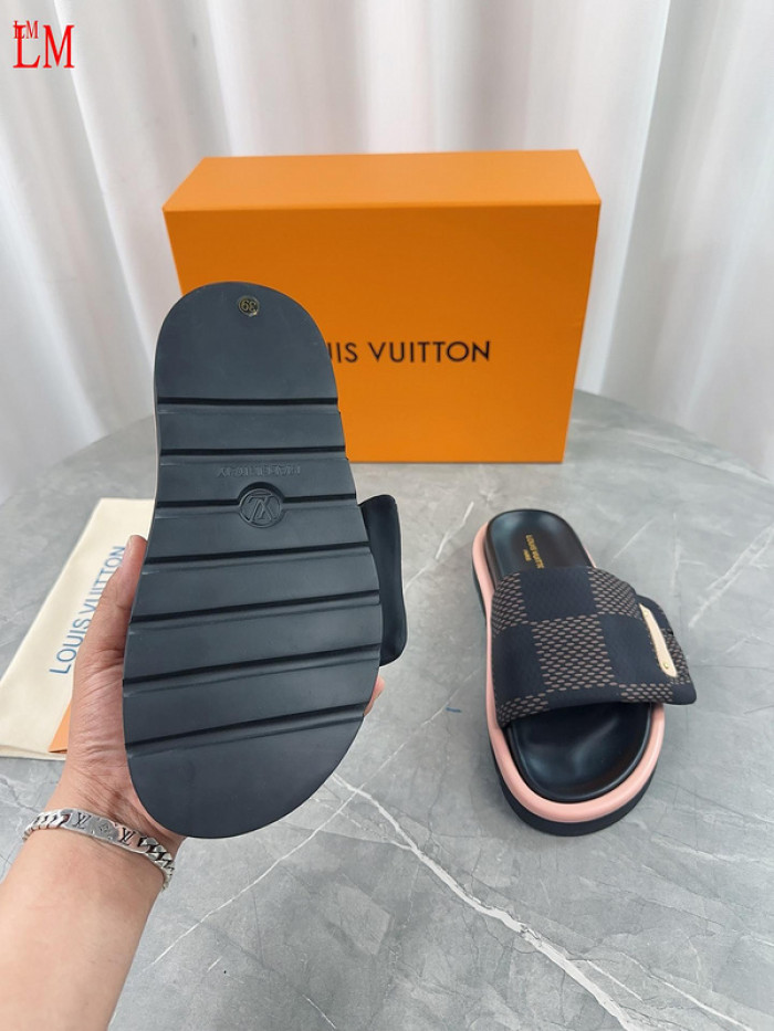 lovt slippers