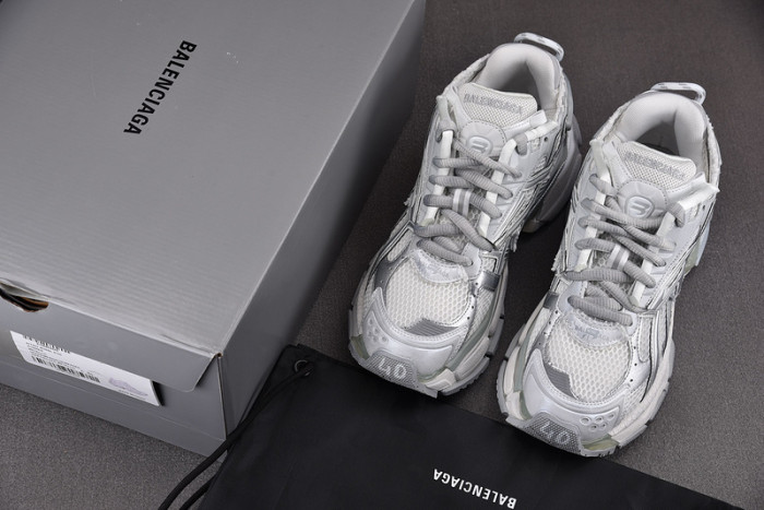 bl runner trainers sneakers
