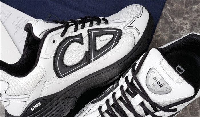 dr b30 trainer sneaker