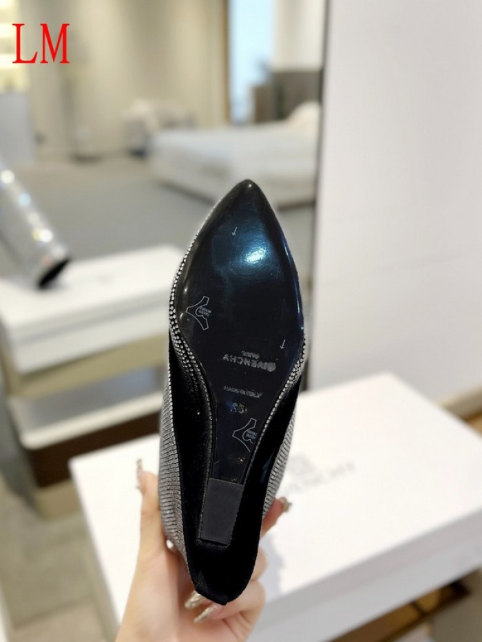 g1vency heel