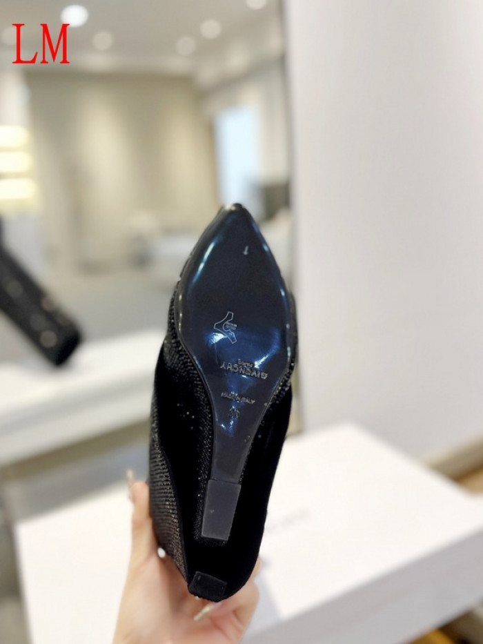 g1vency heel