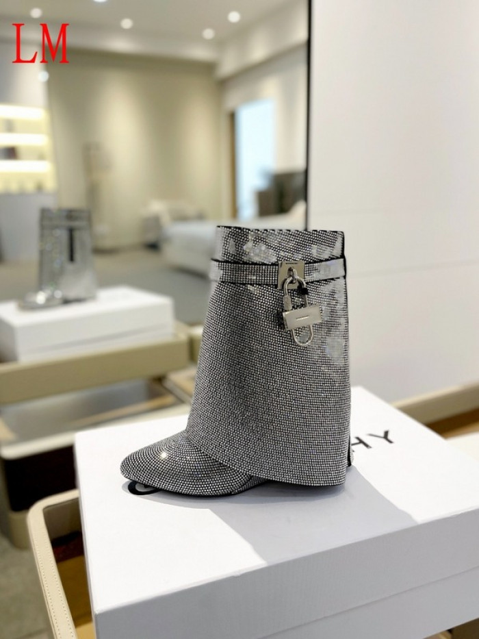 g1vency heel