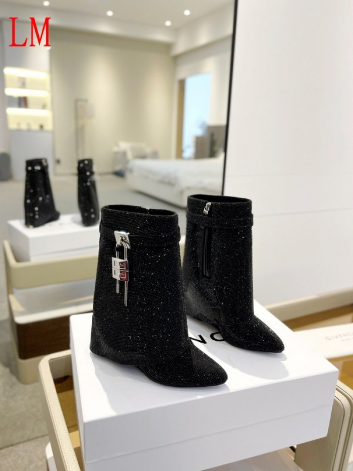 g1vency heel