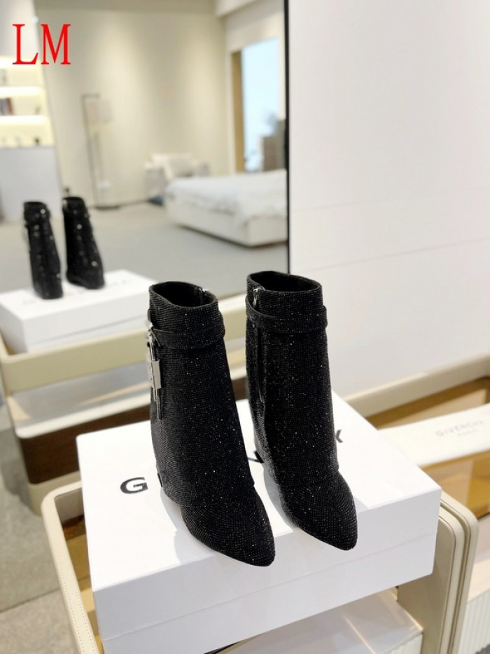 g1vency heel