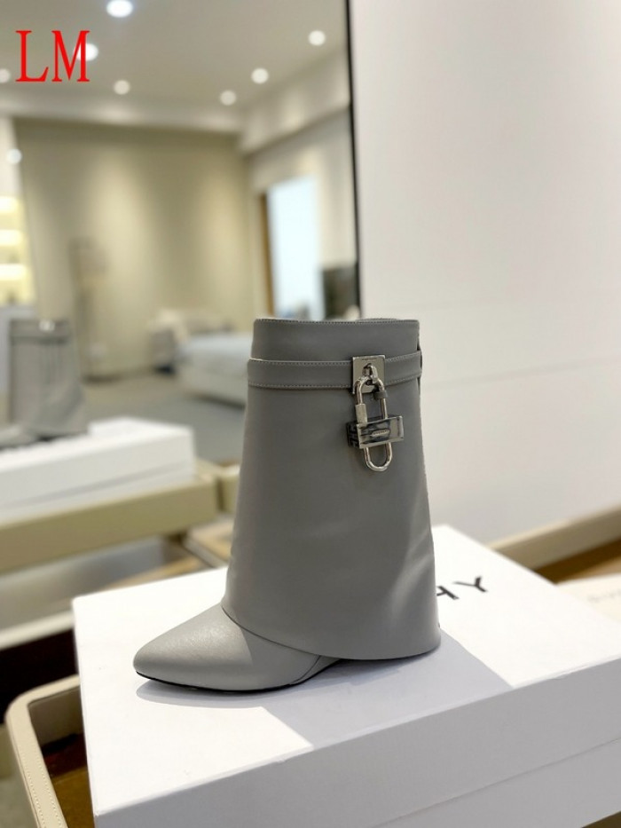 g1vency heel