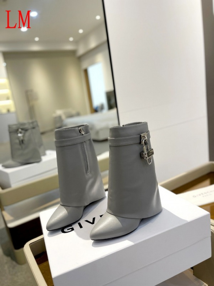 g1vency heel